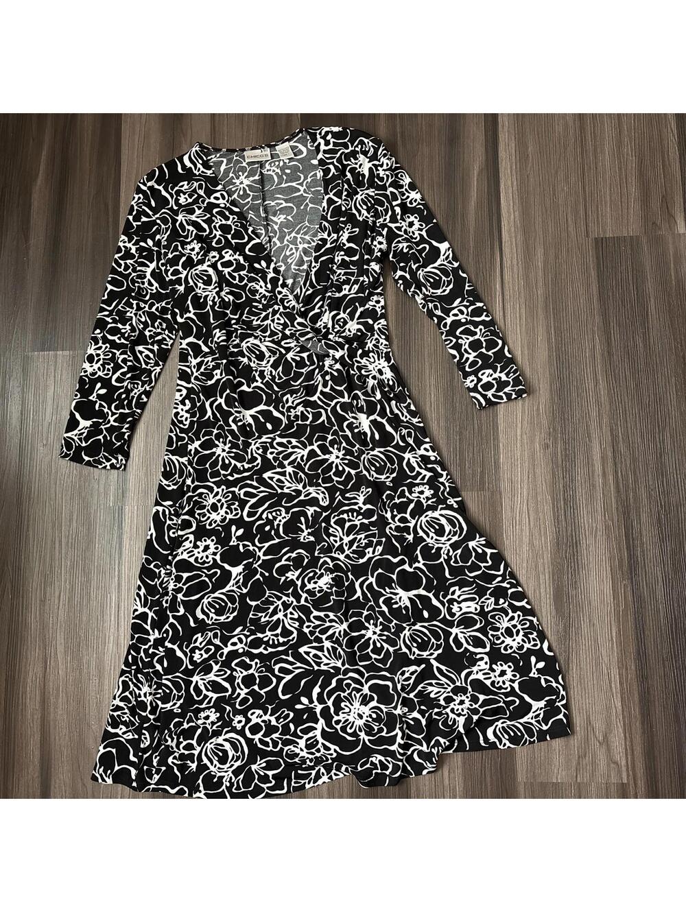 Chico's Sz 1 Dress Black Floral Print Slinky Long Sleeve Career Business Travel